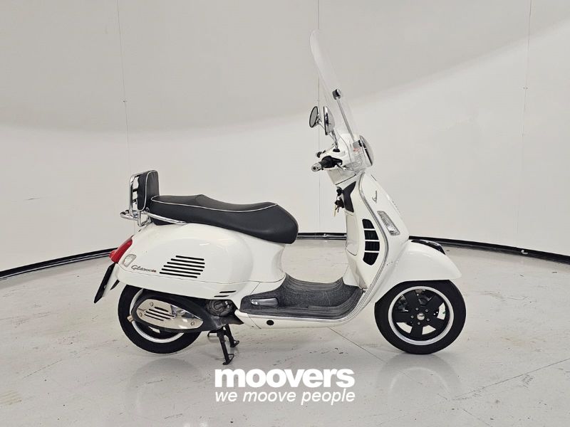 VESPA GTS 300 SUPER