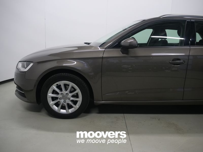 AUDI A3 SPB 1.6 TDI clean diesel S tronic Ambiente