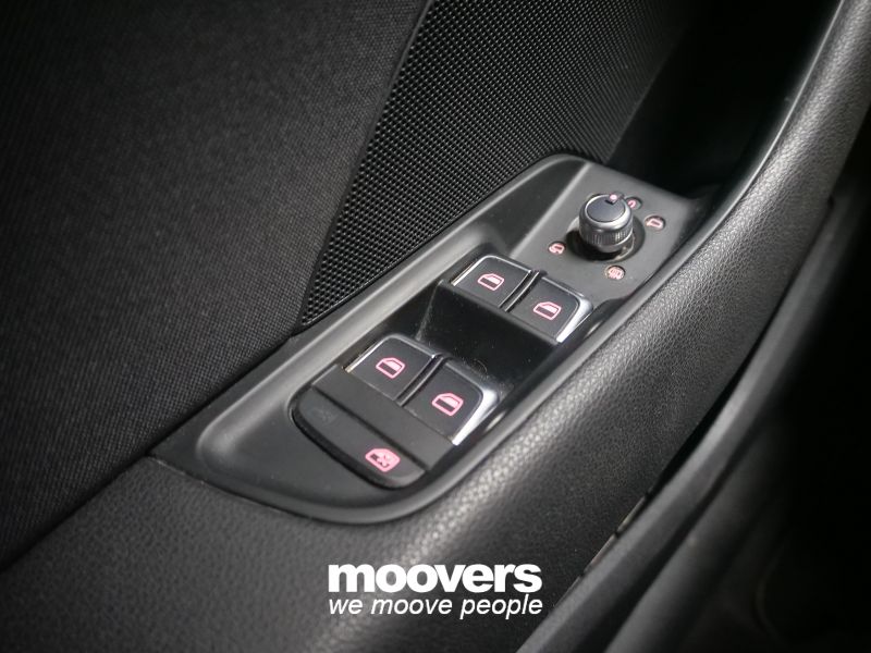 AUDI A3 SPB 1.6 TDI clean diesel S tronic Ambiente