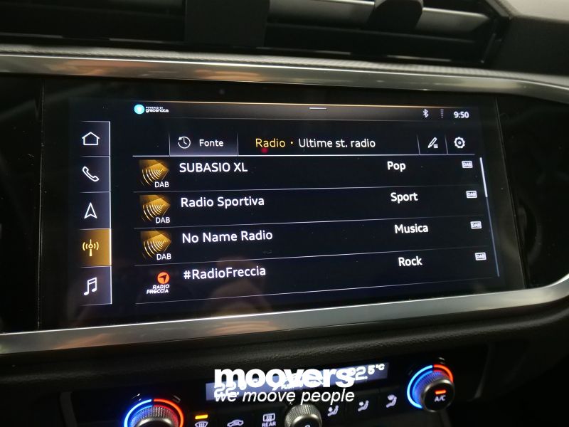 AUDI Q3 35 TDI S tronic Business Advanced