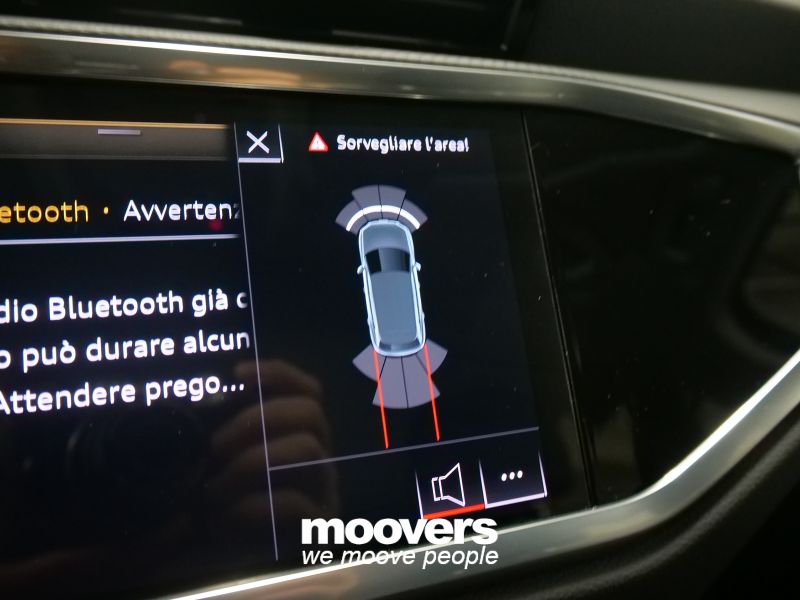 AUDI Q3 35 TDI S tronic Business Advanced