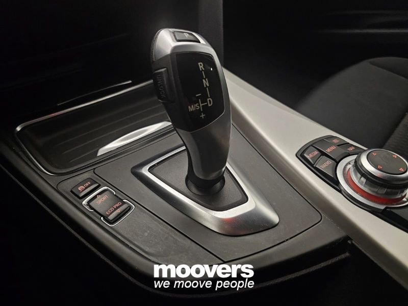 BMW 318d Touring Business aut.