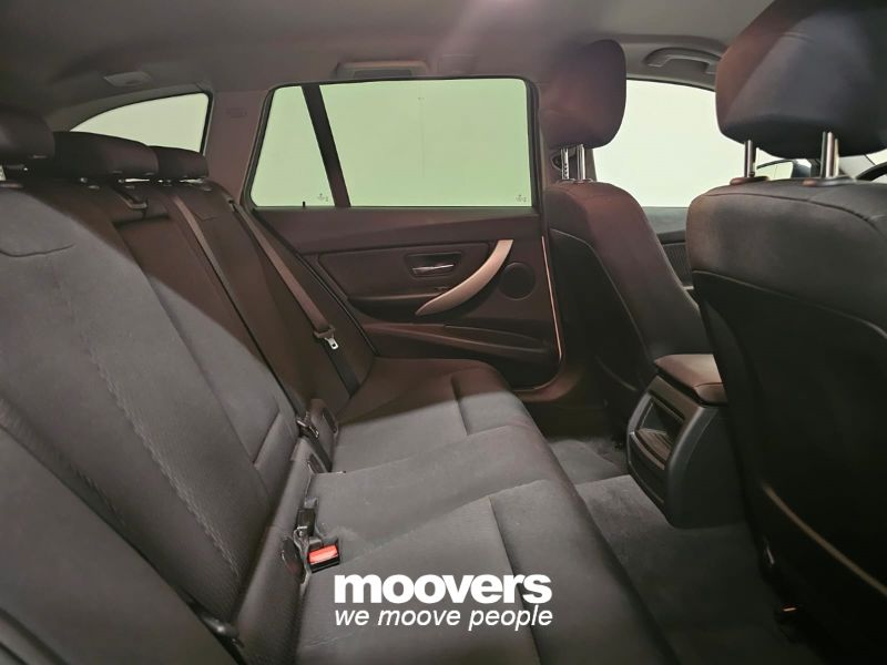 BMW 318d Touring Business aut.