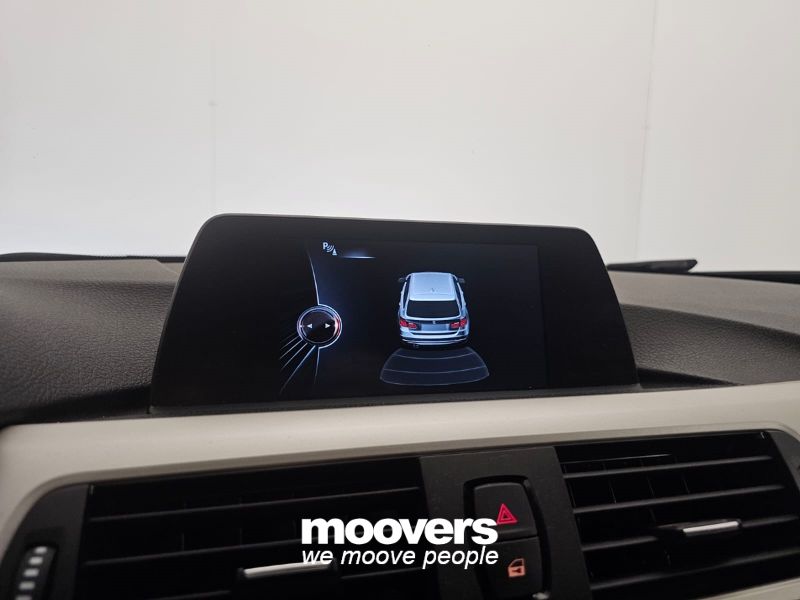 BMW 318d Touring Business aut.