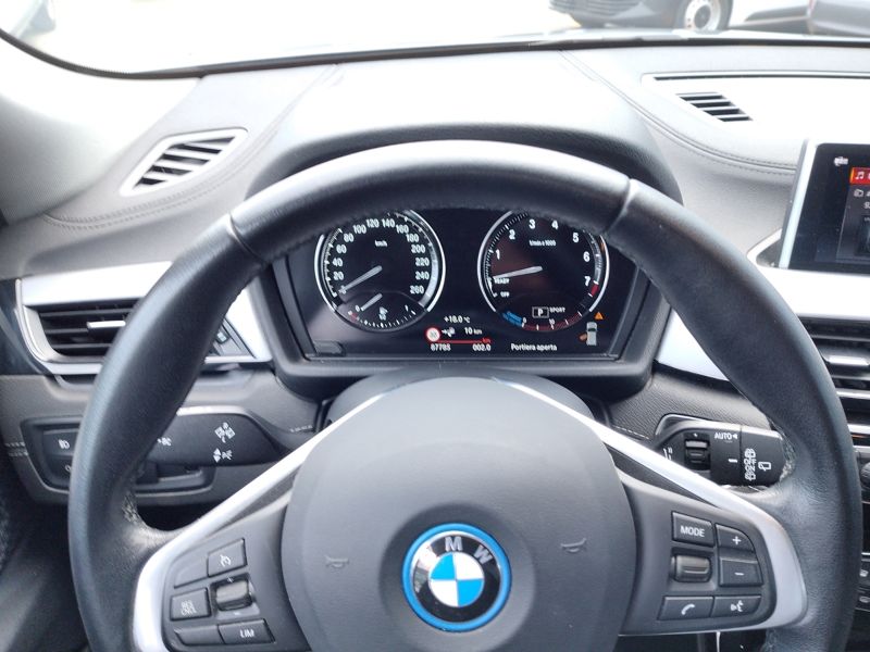BMW X2 xDrive25e Business-X