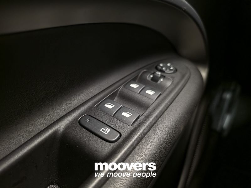 JEEP Avenger 1.2 Turbo 100 CV Altitude