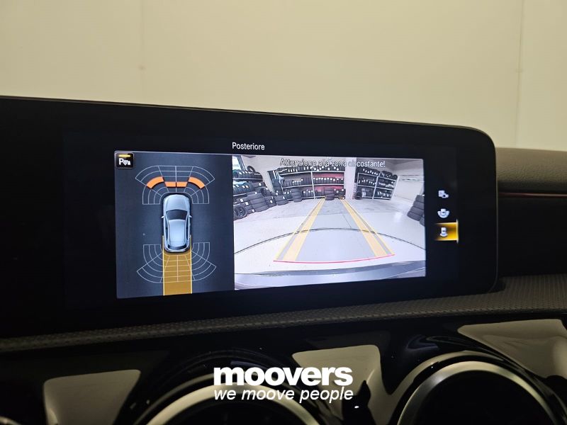 MERCEDES Classe A  180 Automatic Premium AMG Line