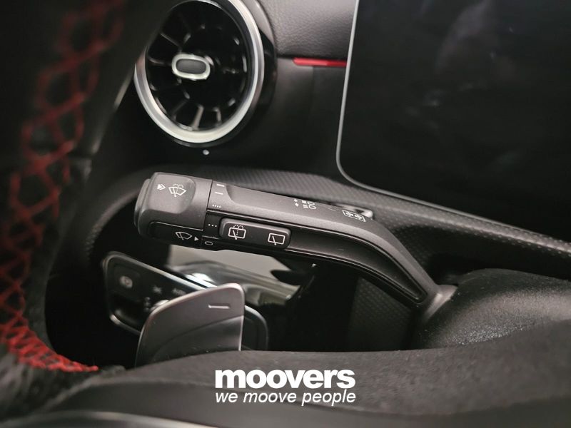 MERCEDES Classe A  180 Automatic Premium AMG Line