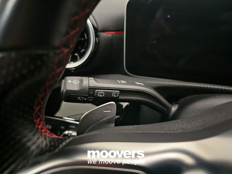 MERCEDES Classe A  180 Automatic Premium AMG Line