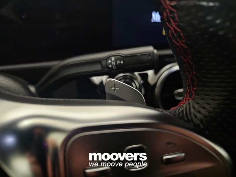 MERCEDES Classe A  180 Automatic Premium AMG Line