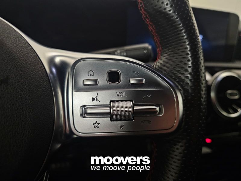 MERCEDES Classe A  180 Automatic Premium AMG Line