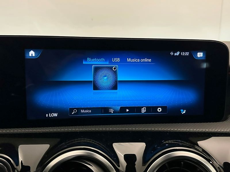 MERCEDES A 250 e hybrid EQ Premium