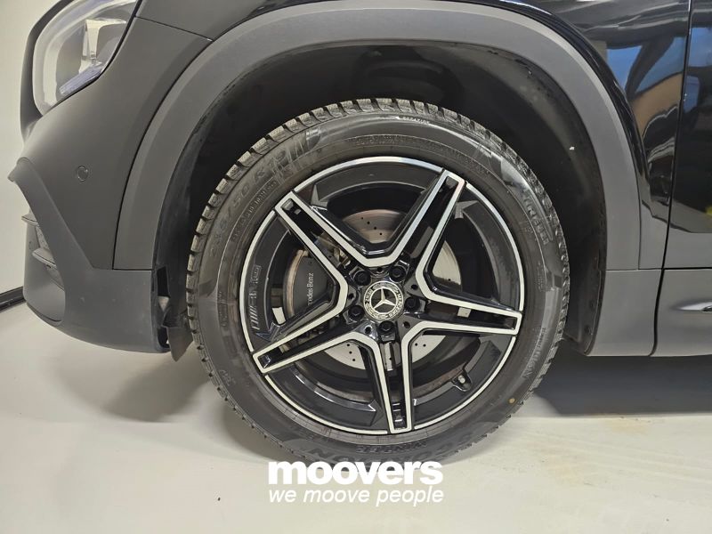 MERCEDES GLB 200 Automatic 4Matic Premium