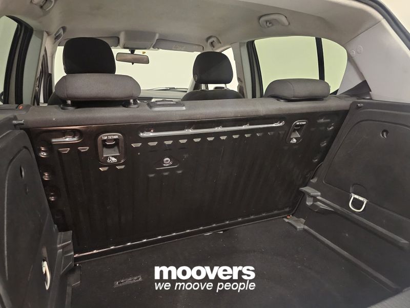 OPEL Corsa 1.2 5 porte b-Color