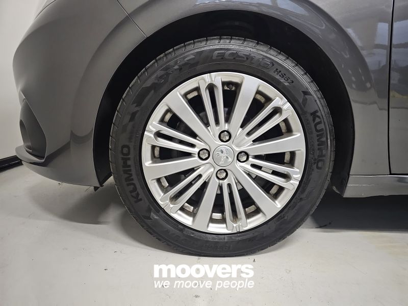 PEUGEOT 208 1° serie PureTech 82 Stop&Start 5 porte Allure