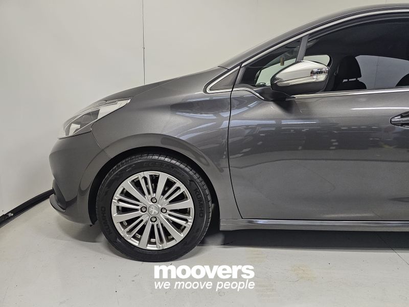 PEUGEOT 208 1° serie PureTech 82 Stop&Start 5 porte Allure