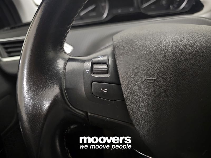 PEUGEOT 208 1° serie PureTech 82 Stop&Start 5 porte Allure