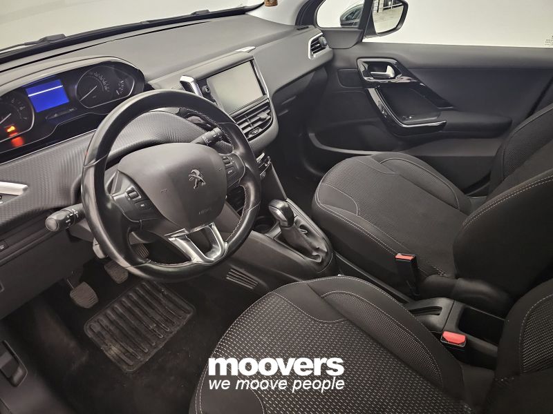 PEUGEOT 208 1° serie PureTech 82 Stop&Start 5 porte Allure