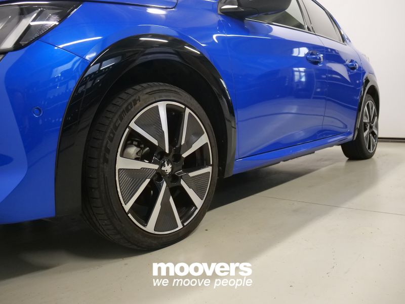 PEUGEOT 208 motore elettrico 136 CV 5 porte GT