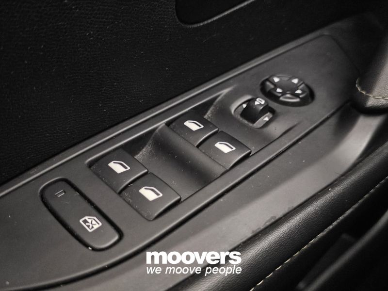 PEUGEOT 208 PureTech 130 Stop&Start EAT8 5 porte GT Line