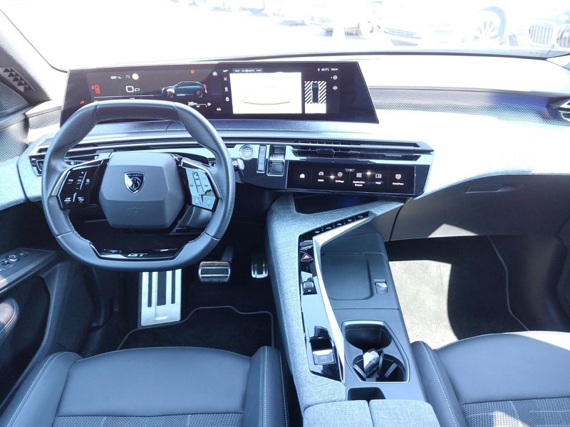 PEUGEOT 3008 Hybrid 136 e-DCS6 GT