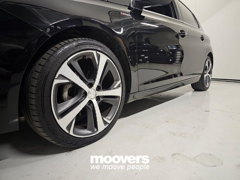 PEUGEOT 308 PureTech Turbo 130 S&S EAT8 GT Line