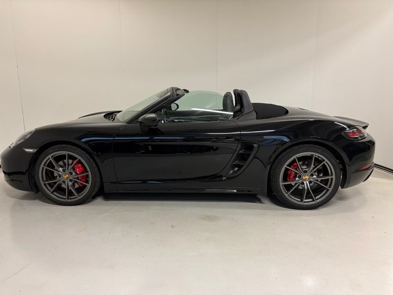 Porsche 718 Boxster 2.5 S 