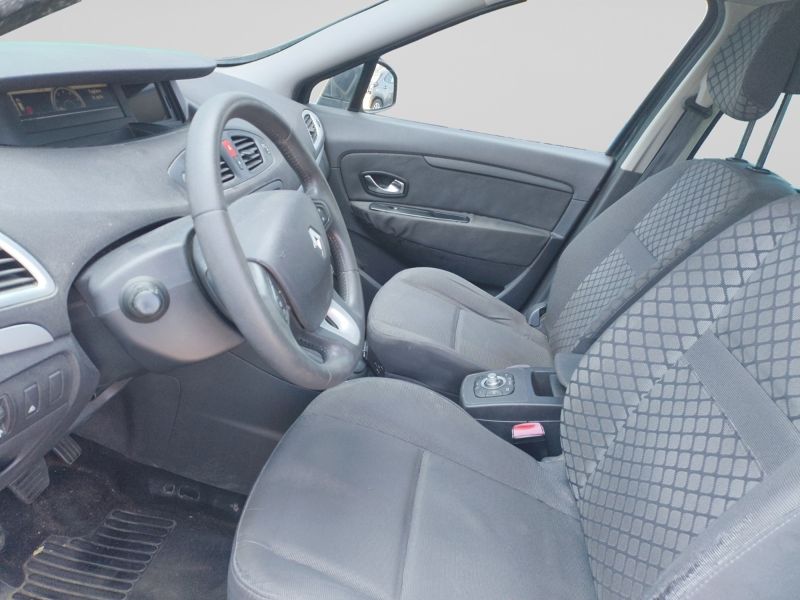 RENAULT Scénic 1.5 dCi 110CV EleGO