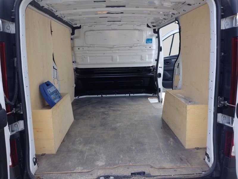 RENAULT Trafic T27 2.0 dCi 150CV PC-TN Furgone Start