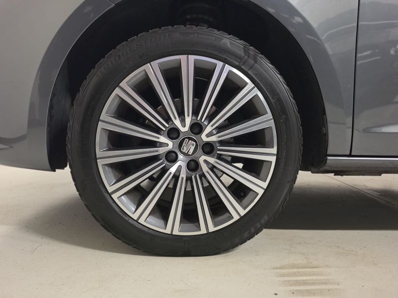 SEAT Ibiza 1.4 TDI 90 CV CR 5p. Connect Grey