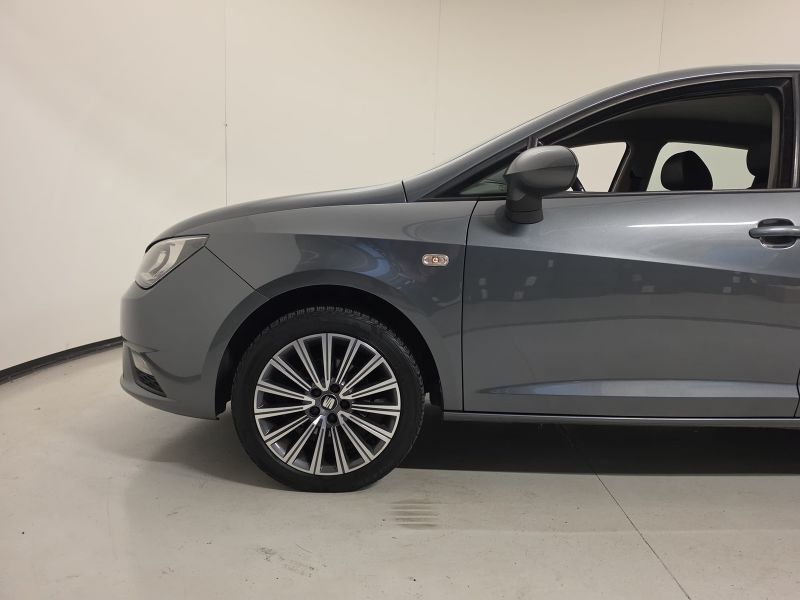 SEAT Ibiza 1.4 TDI 90 CV CR 5p. Connect Grey