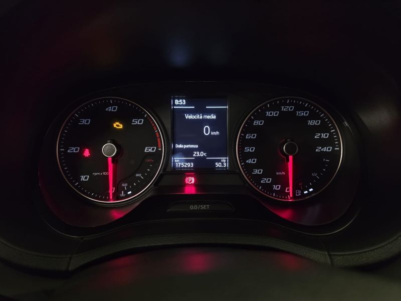 SEAT Ibiza 1.4 TDI 90 CV CR 5p. Connect Grey