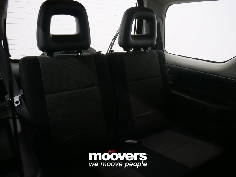 SUZUKI Jimny 1.3i 16V cat 4WD JLX