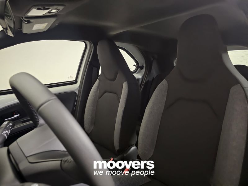 TOYOTA Aygo X 1.0 VVT-i 72 CV 5 porte Active