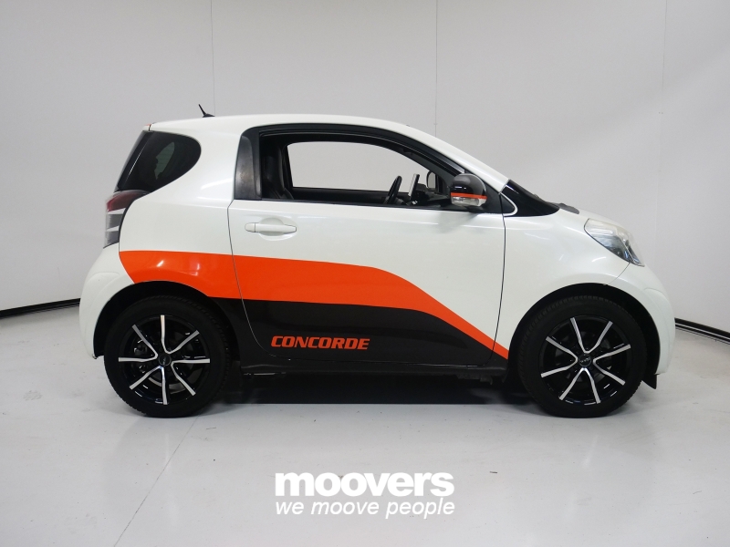 TOYOTA iQ 1.0 CVT Trend *INFOTAINEMENT*