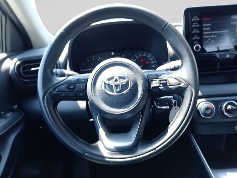TOYOTA Yaris 1.0 5 porte Active