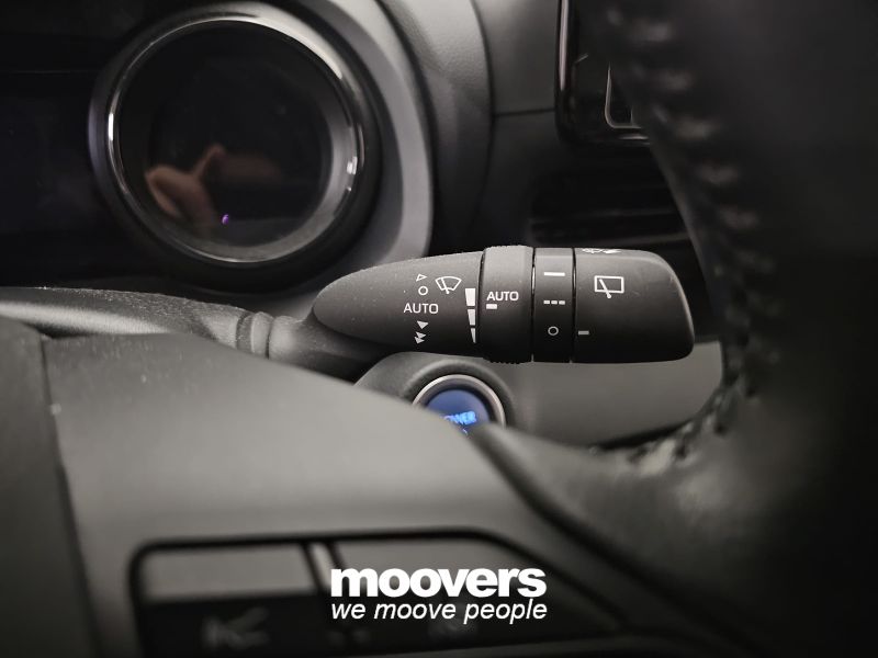 TOYOTA Yaris 1.5 Hybrid 5 porte Style