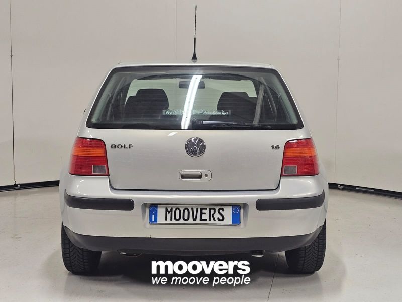 VOLKSWAGEN Golf 1.6 cat 5 porte Highline