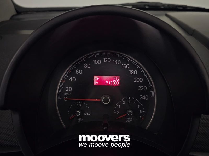 VOLKSWAGEN New Beetle 1.6 Cabrio