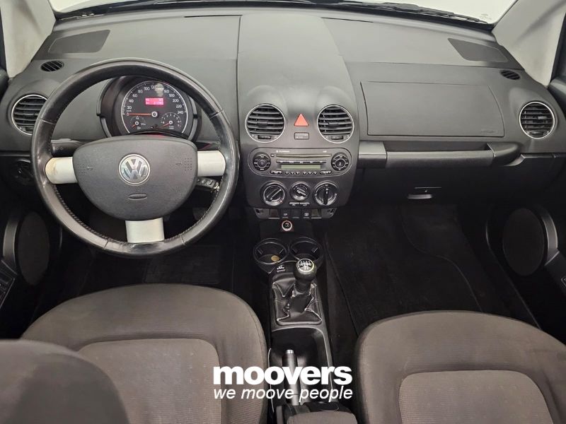 VOLKSWAGEN New Beetle 1.6 Cabrio