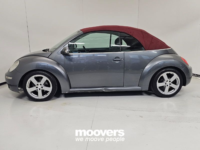 VOLKSWAGEN New Beetle 1.6 Cabrio