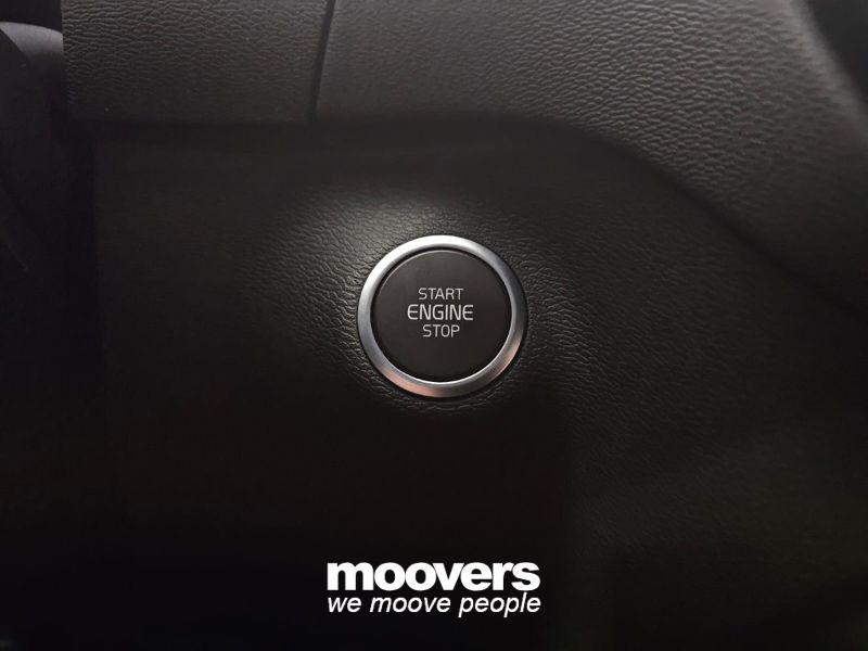 VOLVO XC40 B3 automatico Core