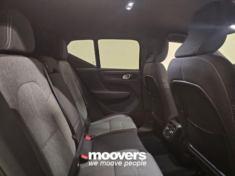 VOLVO XC40 B3 automatico Core