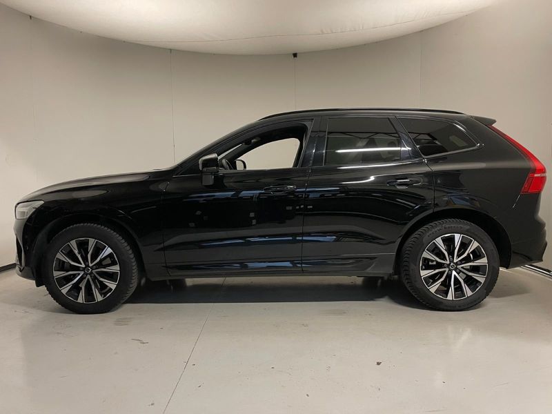 VOLVO XC60 B5 (d) AWD automatico Plus Dark